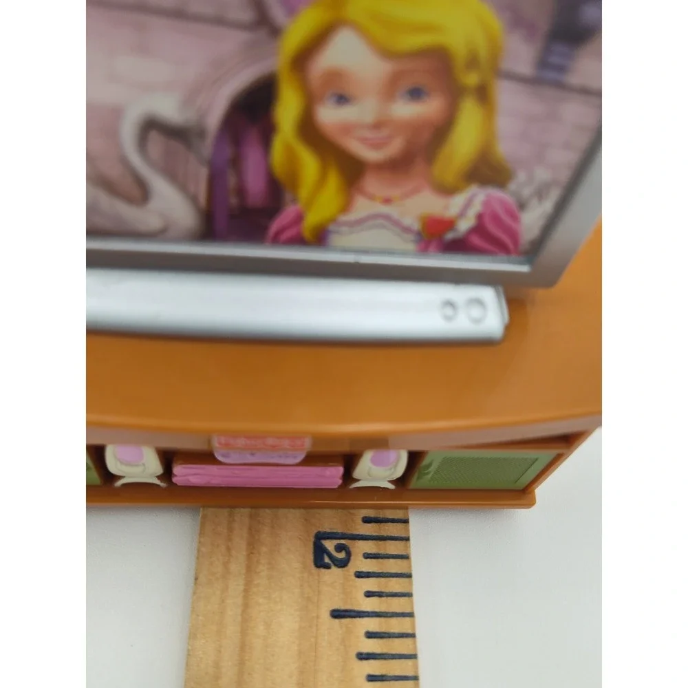 '09 Fisher Price TV Console Screen Loving Family Dollhouse Cabinet‎ B59.0CH-2066